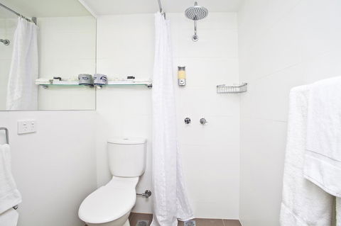 Manly Paradise Motel & Apartments - Accommodation Broadbeach 9