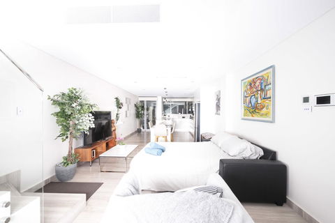 Luxury Villa Darlington - Vine - Accommodation Broadbeach 42