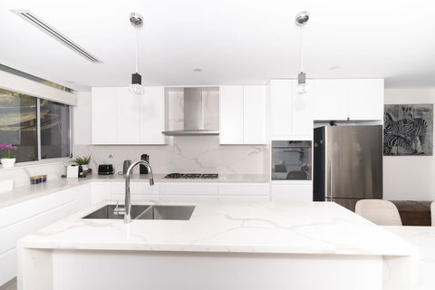 Luxury Villa Darlington - Vine - Accommodation Broadbeach 6