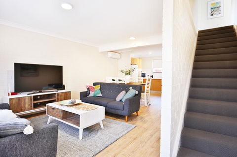 Abode @ Culburra - Pet Friendly - 4 Mins To Beach - Accommodation Broadbeach 7