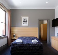 Royal Exhibition Hotel - Accommodation Broadbeach