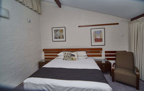 The Apple Inn - Accommodation Broadbeach 5