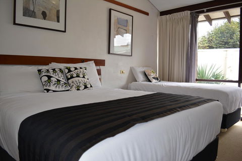 The Apple Inn - Accommodation Broadbeach 21
