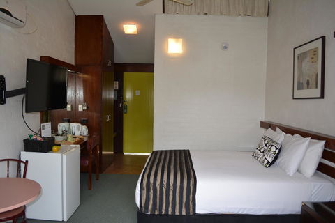 The Apple Inn - Accommodation Broadbeach 15