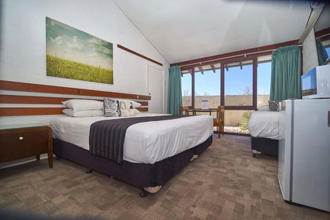 The Apple Inn - Accommodation Broadbeach 1
