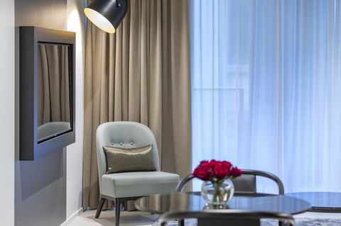 SKYE Suites Sydney - Accommodation Broadbeach 11
