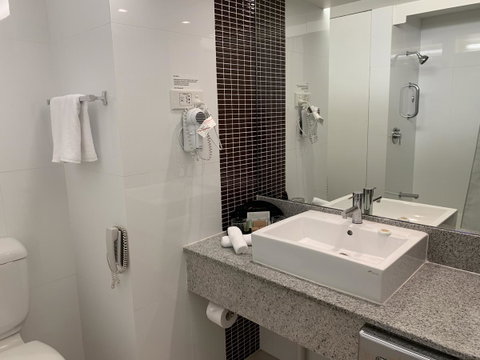 The Sydney Boulevard Hotel - Accommodation Broadbeach 5