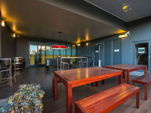 Alpha Hotel Eastern Creek - Accommodation Broadbeach 19