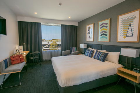 Alpha Hotel Eastern Creek - Accommodation Broadbeach 0