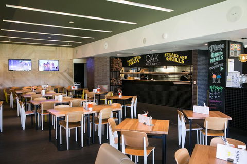 Alpha Hotel Eastern Creek - Accommodation Broadbeach 9