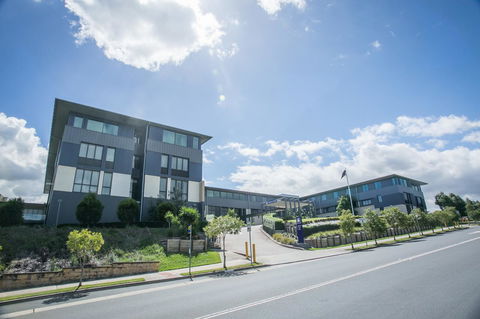 Alpha Hotel Eastern Creek - Accommodation Broadbeach 2