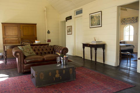 Hillview Heritage Hotel - Accommodation Broadbeach 28