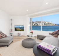 Right on Bondi - Accommodation Broadbeach