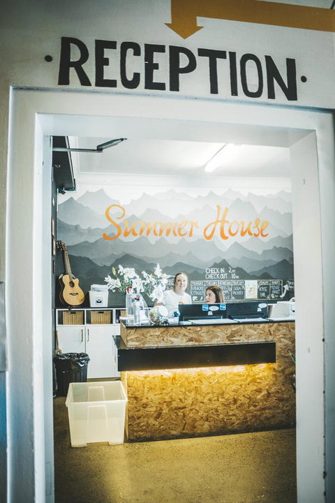 Summer House Kings Cross - Accommodation Broadbeach 3