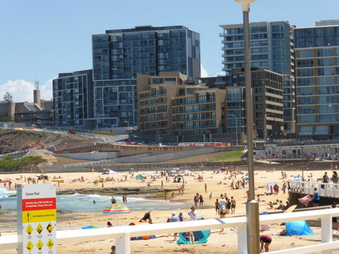 Arena Luxury Beachfront Apartment - Accommodation Broadbeach 13