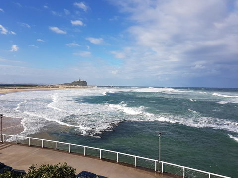 Arena Luxury Beachfront Apartment - Accommodation Broadbeach 40