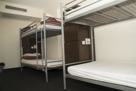 790 On George Backpackers - Accommodation Broadbeach 12