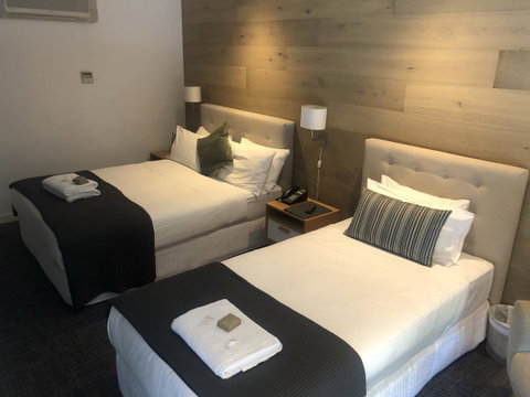 Crown Hotel Surry Hills - Accommodation Broadbeach 11