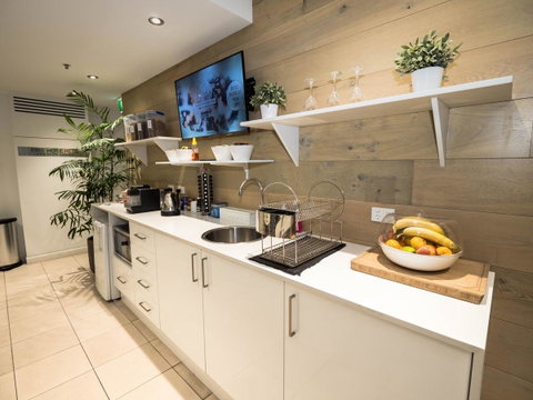 Crown Hotel Surry Hills - Accommodation Broadbeach 4
