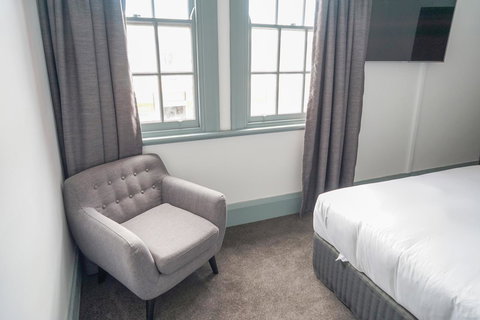 Oasis On Beamish Hotel - Accommodation Broadbeach 18