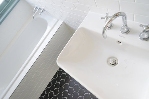 Oasis On Beamish Hotel - Accommodation Broadbeach 11