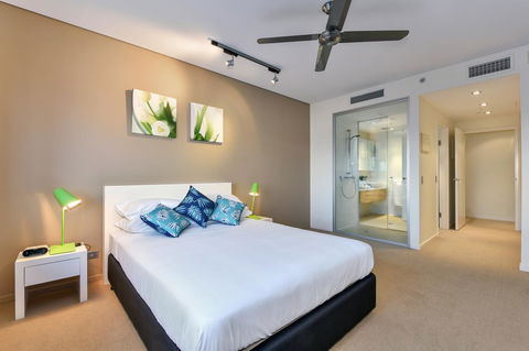 Astra Apartments Darwin - Accommodation Broadbeach 4