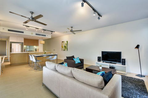 Astra Apartments Darwin - Accommodation Broadbeach 2