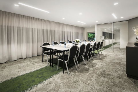 Quest Canberra City Walk - Accommodation Broadbeach 2