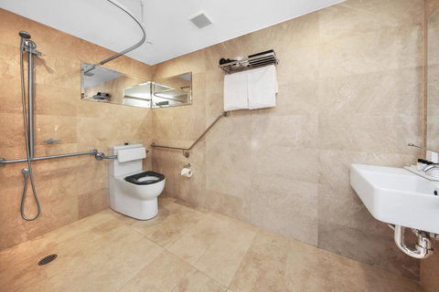 Canberra Rex Hotel - Accommodation Broadbeach 42