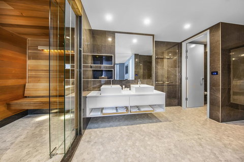 Canberra Rex Hotel - Accommodation Broadbeach 14