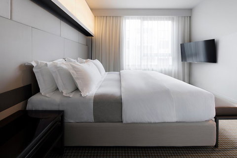 Hotel Realm - Accommodation Broadbeach 11