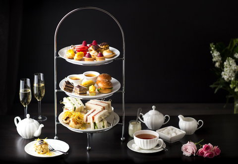 Burbury Hotel - Accommodation Broadbeach 10