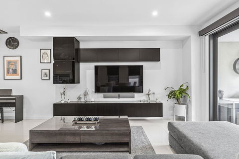BOUTIQUE STAYS - Edinburgh Place - Accommodation Broadbeach 0