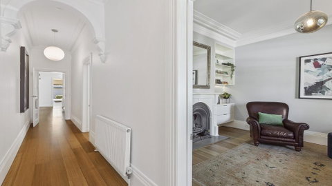 Boutique Stays - Victorian Vogue, Richmond House - Accommodation Broadbeach 2