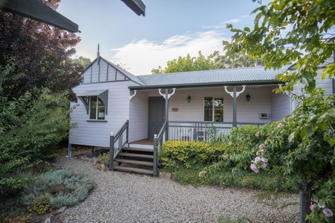 Briar Rose Cottages - Accommodation Broadbeach 0