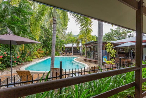 Calypso Corner. - Accommodation Broadbeach 1