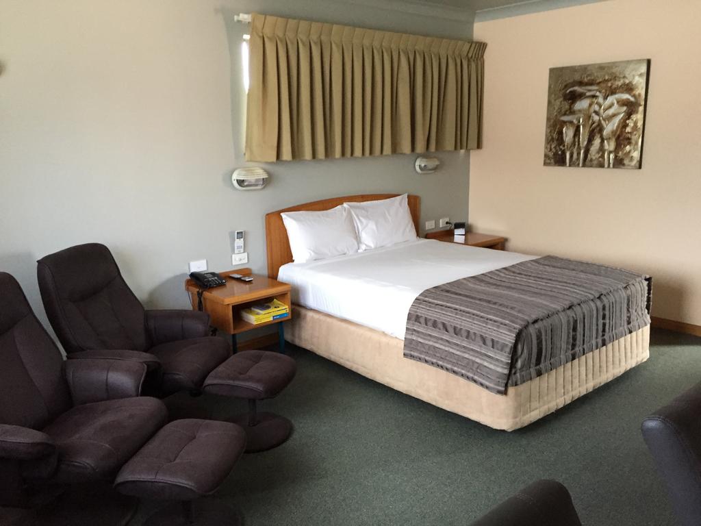 Earlville QLD Accommodation Broadbeach