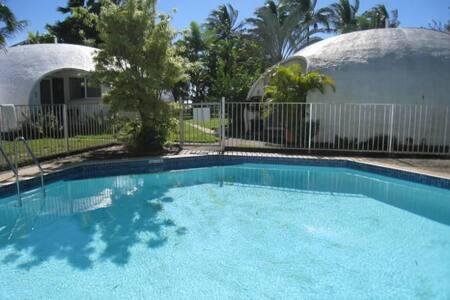Casablanca Dome Trinity Beach - Accommodation Broadbeach 2