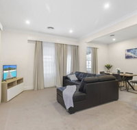 Central and Charming on Wallace - Accommodation Broadbeach
