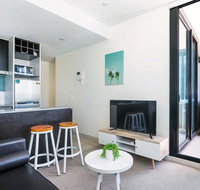Central and Modern Apartment in Melbourne CBD - Accommodation Broadbeach