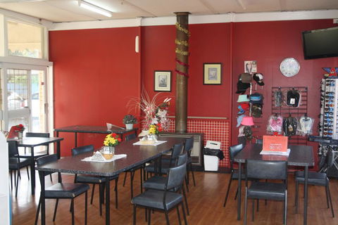 Century Motor Inn - Accommodation Broadbeach 0