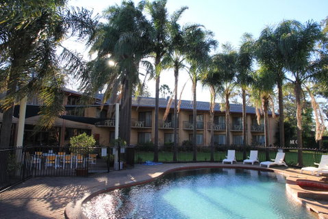 Charbonnier Motor Inn - Accommodation Broadbeach 2