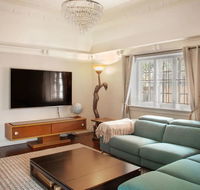 Chic 2 Bedroom Ground Floor Apartment In Trendy New Farm - Accommodation Broadbeach