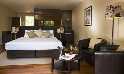Cicada Lodge - Accommodation Broadbeach 3