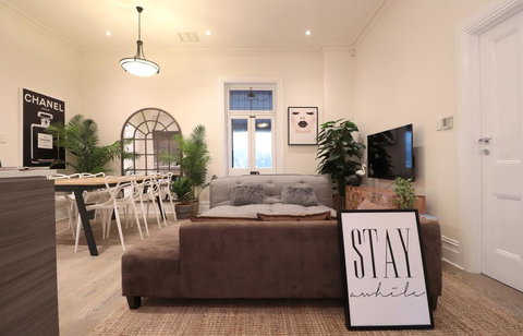 CITYSCAPE Davcorp Executive Rentals - Free Wifi Wine Netflix In Nth Adelaide - Accommodation Broadbeach 0