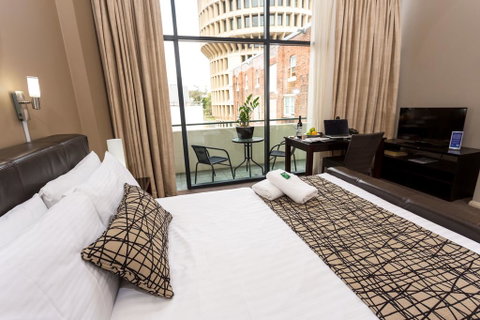 Clarendon Hotel - Accommodation Broadbeach 0