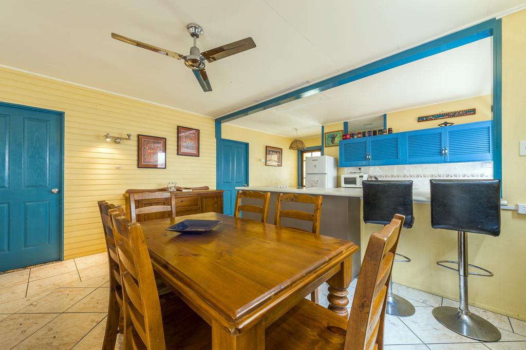 Ellis Beach QLD Accommodation Broadbeach