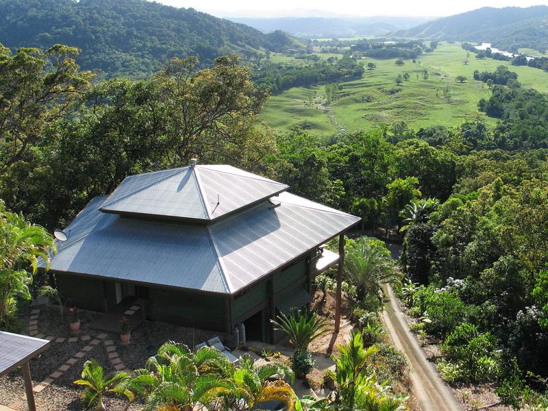 Daintree QLD Accommodation Broadbeach