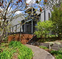 Cloudsong Chalet 2 - Close to the village centre - Accommodation Broadbeach
