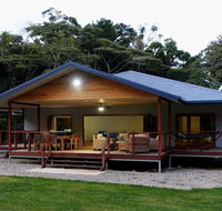 Coconut Beach House - Accommodation Broadbeach